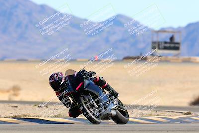 media/Jan-08-2022-SoCal Trackdays (Sat) [[1ec2777125]]/Turn 4 (1145am)/